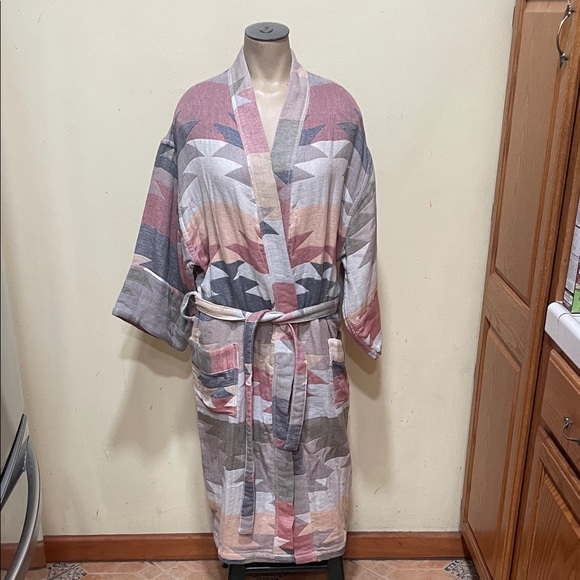 Oddbird Co. Kilim Robe Geometric Patterned - Picture 2 of 5